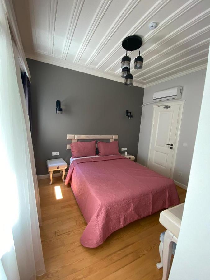 White Island Boutique Otel Adalar Ngoại thất bức ảnh